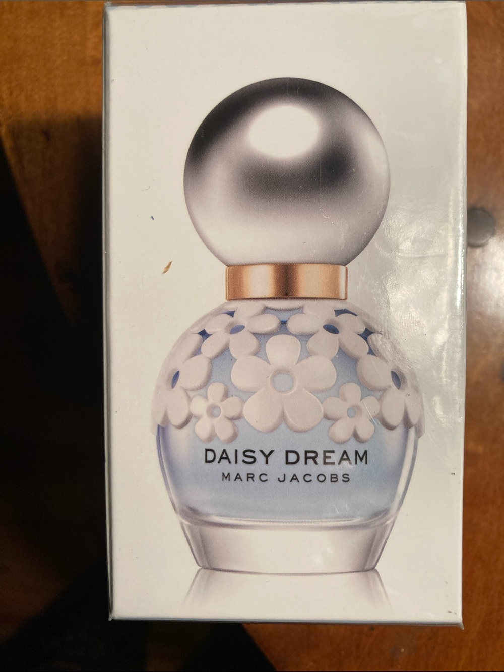 Fragrance bottle image